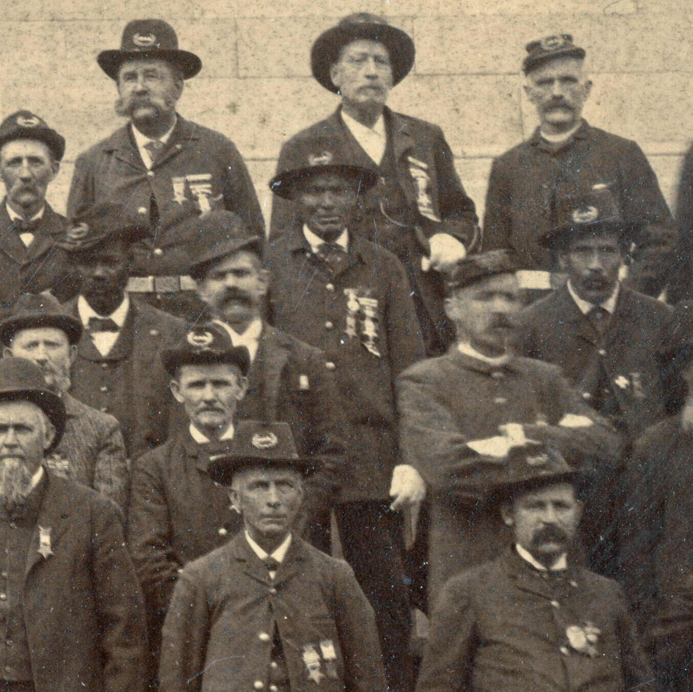 old photo of Civil War veterans in uniform