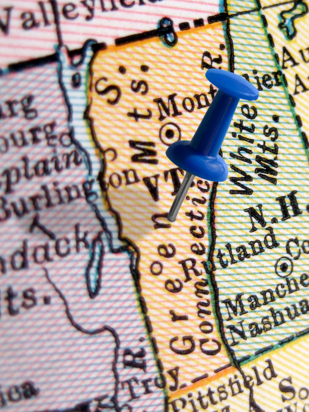 map of Vermont with blue pin
